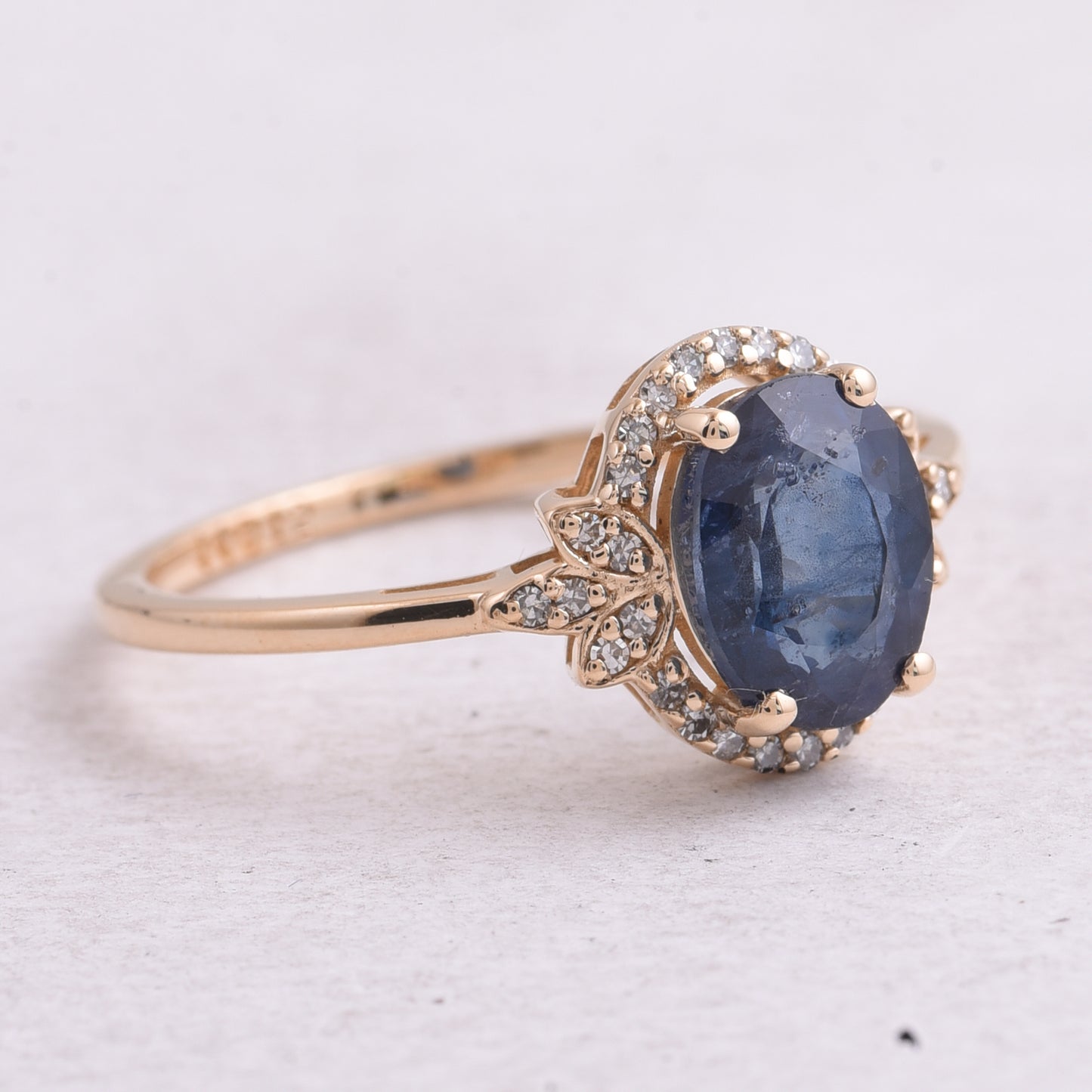 1.86 Ct Oval Mixed Cut Natural Sapphire 14K Gold Ring