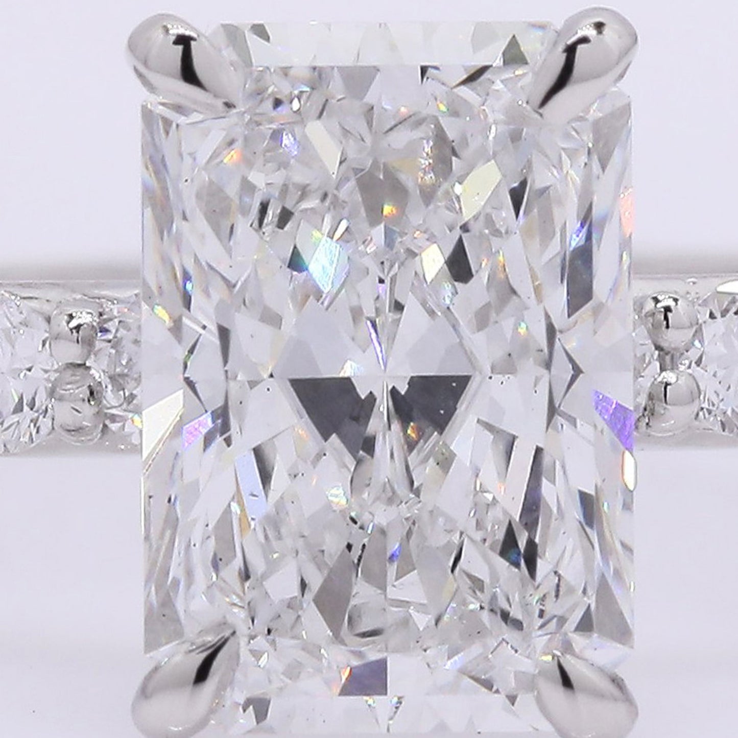 2.40 Carats Lab Grown Diamond 950 Platinum Ring