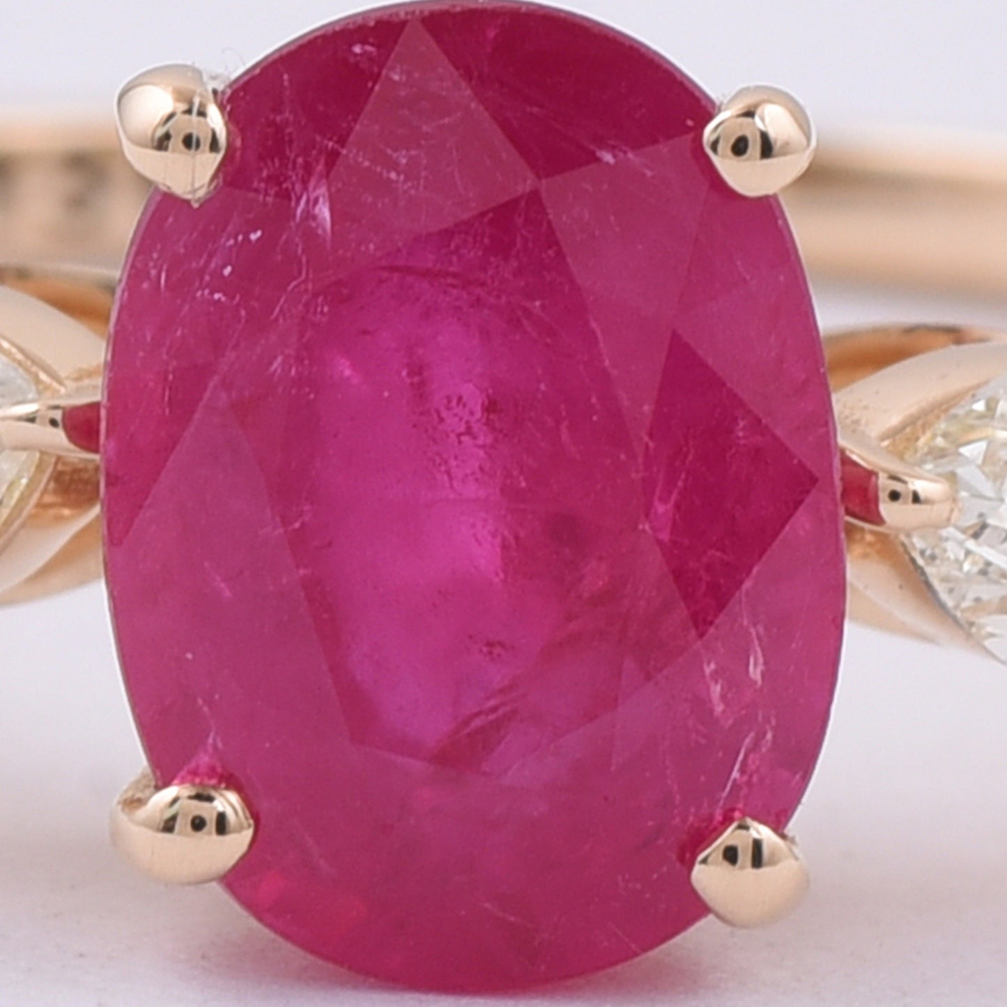 2.02 Ct Oval Natural Ruby 14K Gold Ring