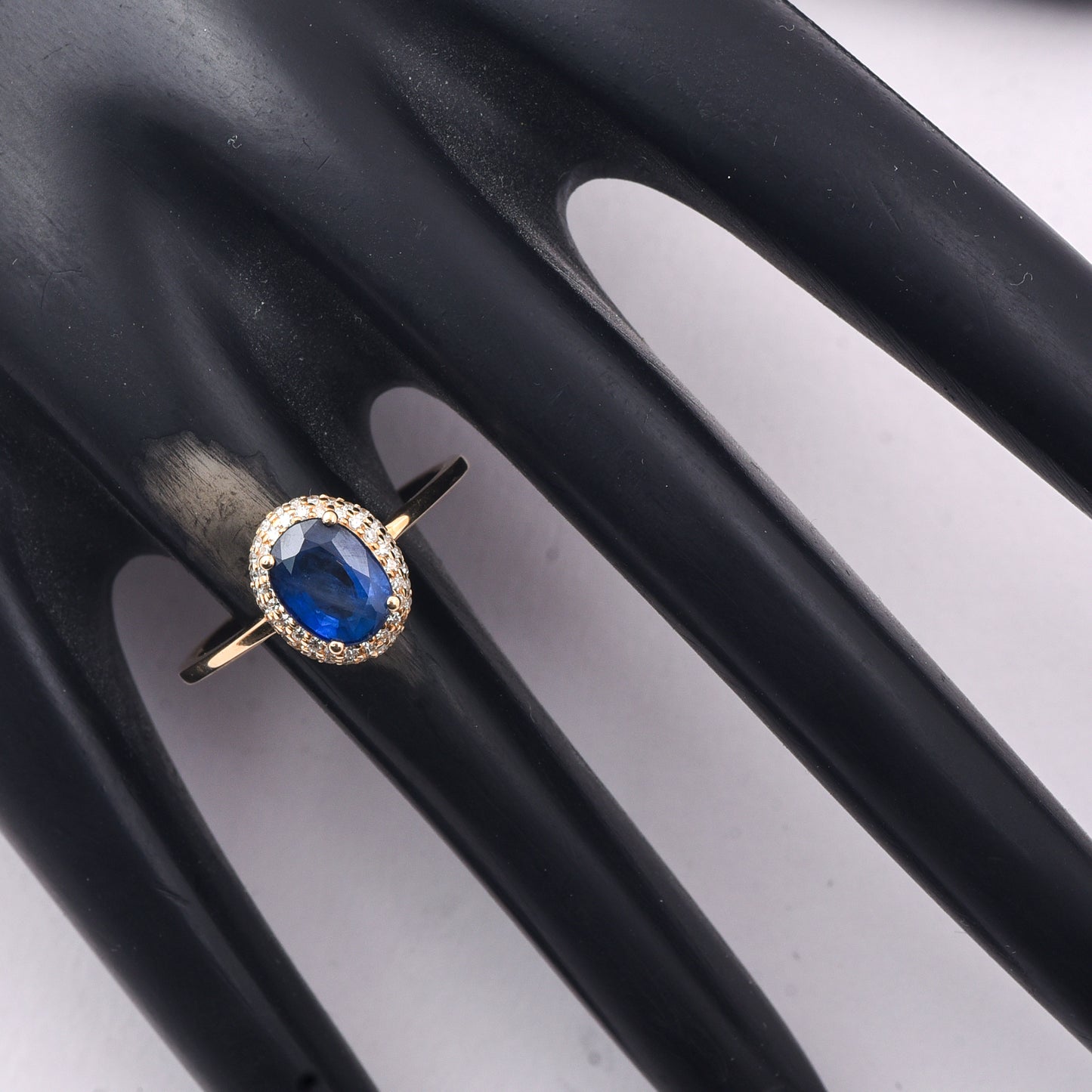 1.46 Ct Oval Mixed Cut Natural Sapphire 14K Gold Ring