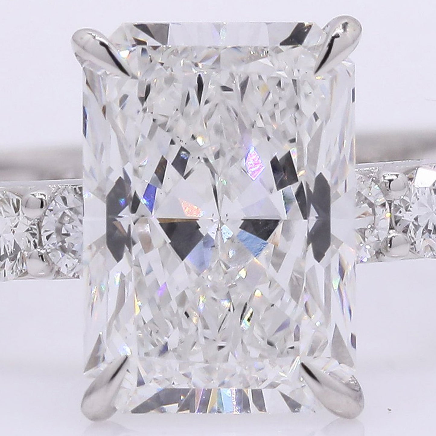 2.38 Carats Lab Grown Diamond 950 Platinum Ring