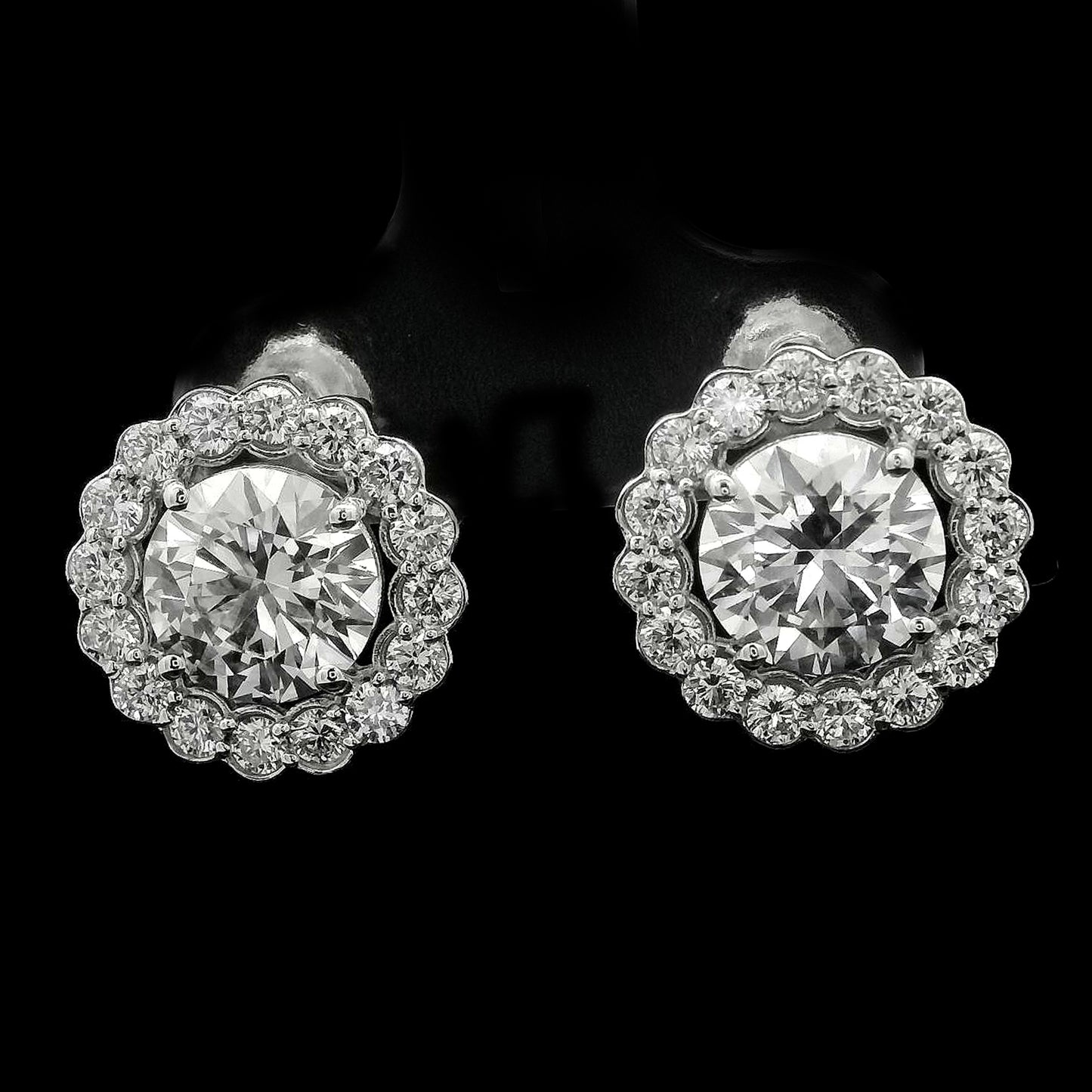 4.30 Carats Lab Grown Diamond 14K Gold Earrings