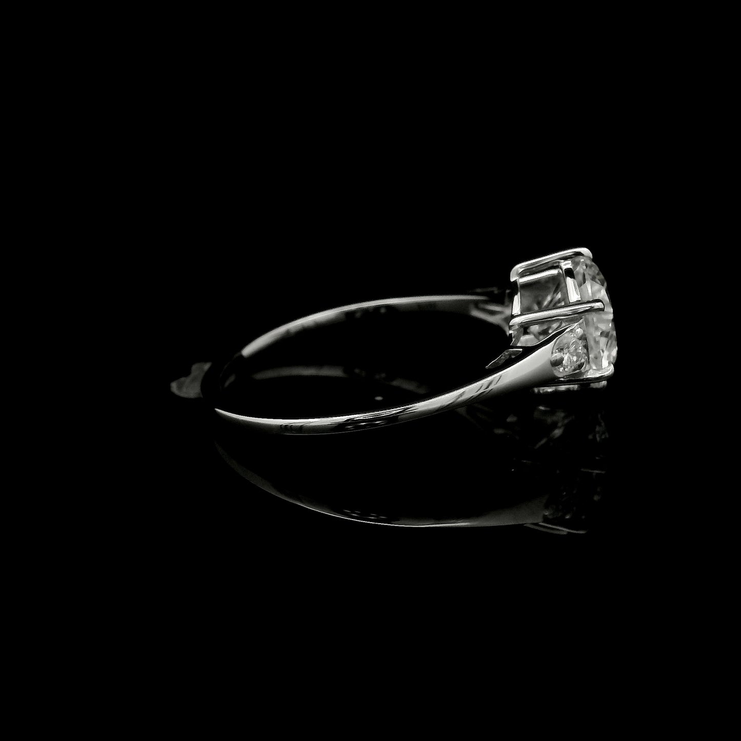 1.90 Ct Round Lab Grown Diamond 14K Gold Ring