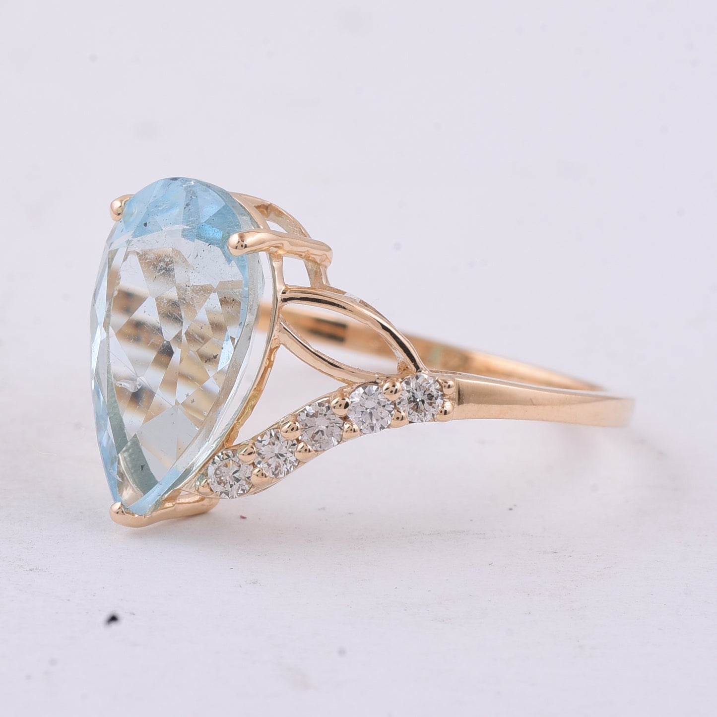 3.42 Ct Pear Natural Aquamarine 14K Gold Ring