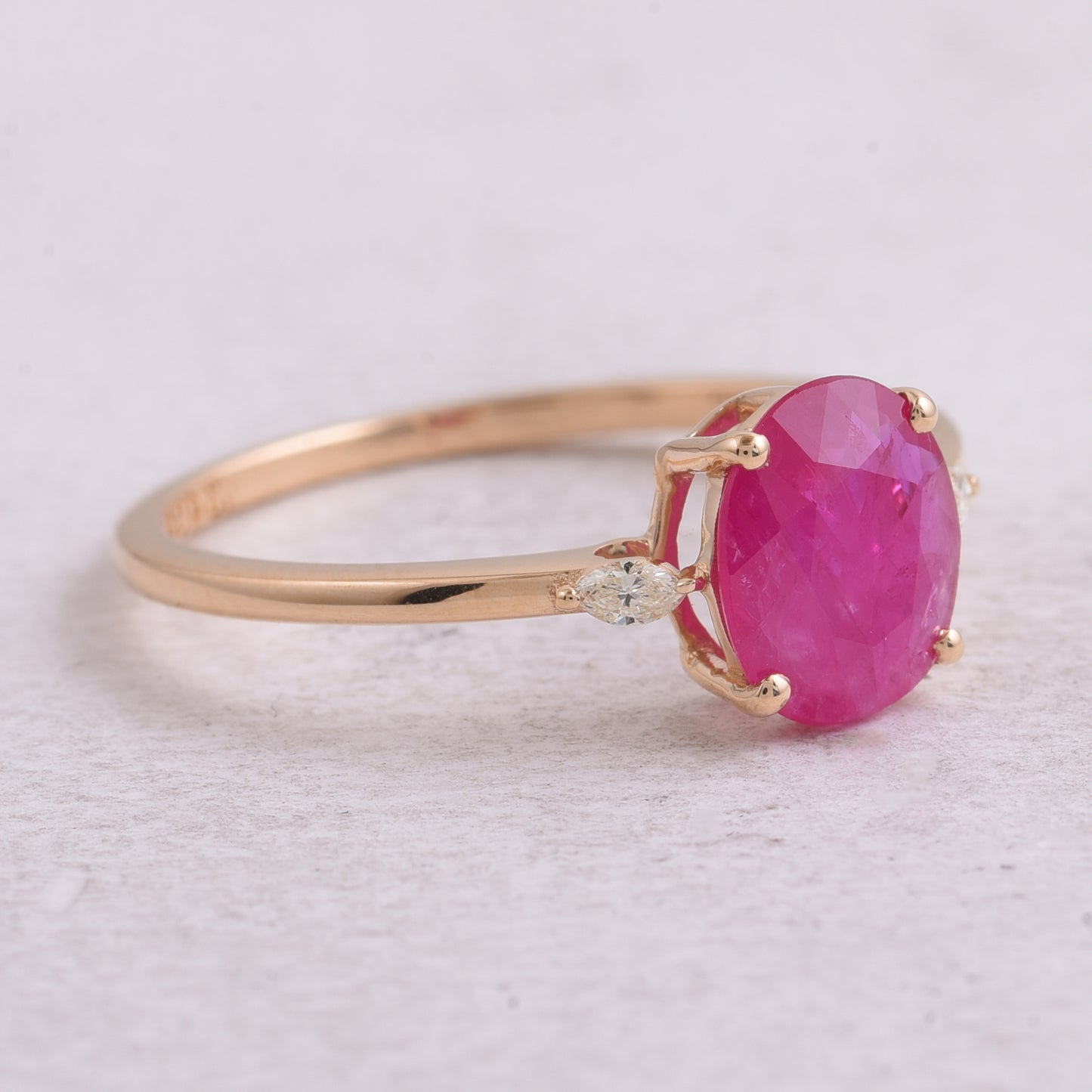 1.40 Ct Oval Natural Ruby 14K Gold Ring