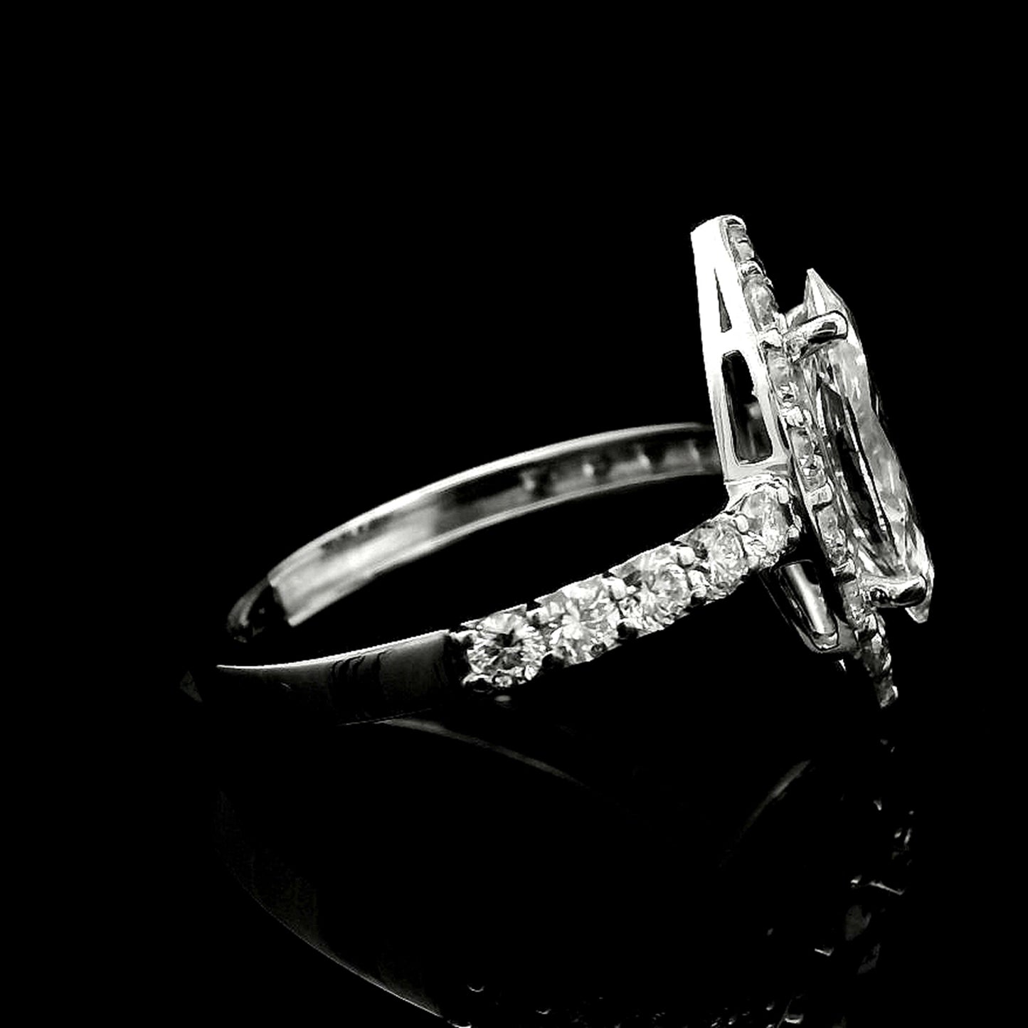 2.19 Carats Lab Grown Diamond 14K Gold Ring