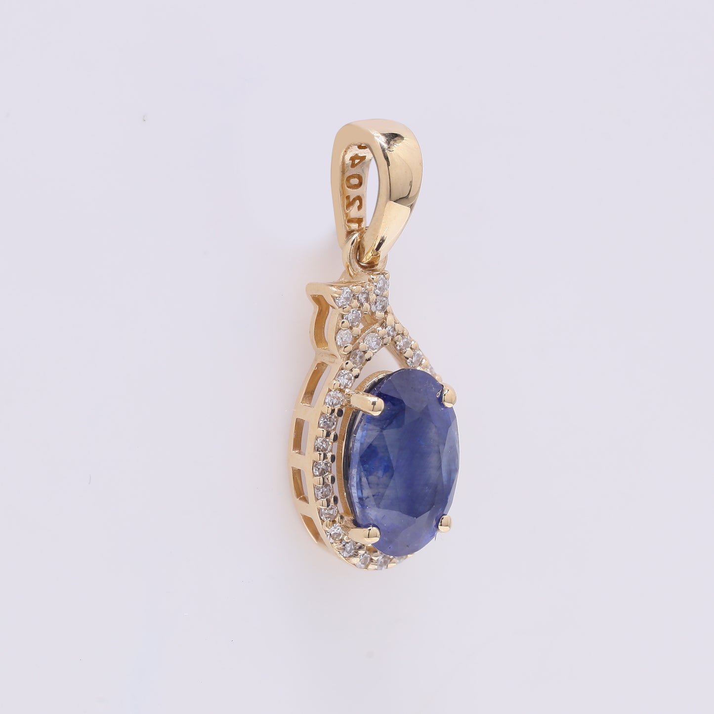 1.95 Ct Oval Mixed Cut Natural Sapphire 14K Gold Pendant