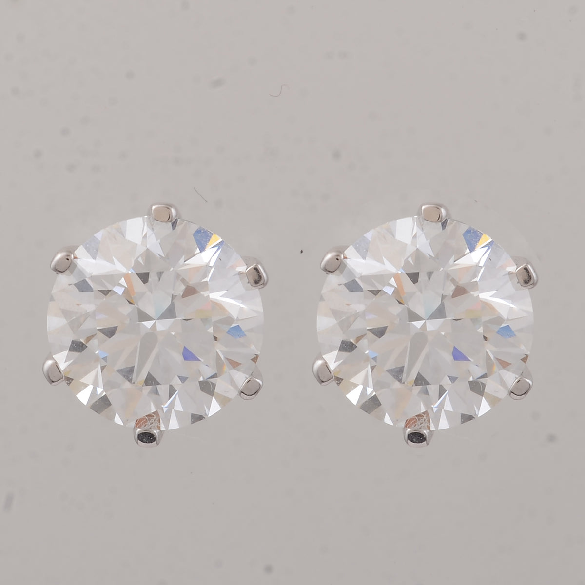 4.06 Carats Lab Grown Diamond 14K Gold Earrings