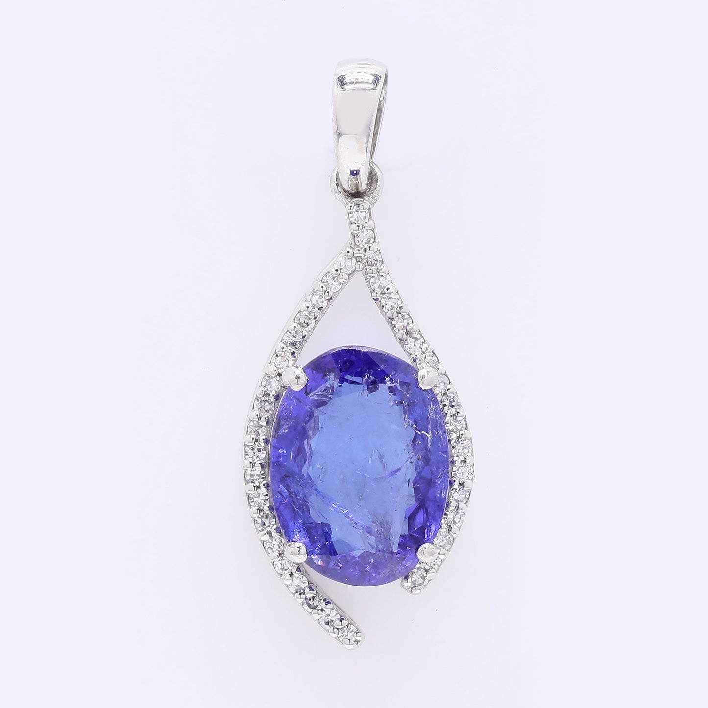 2.88 Ct Oval Cabochon Cut Natural Tanzanite 950 Platinum Pendant