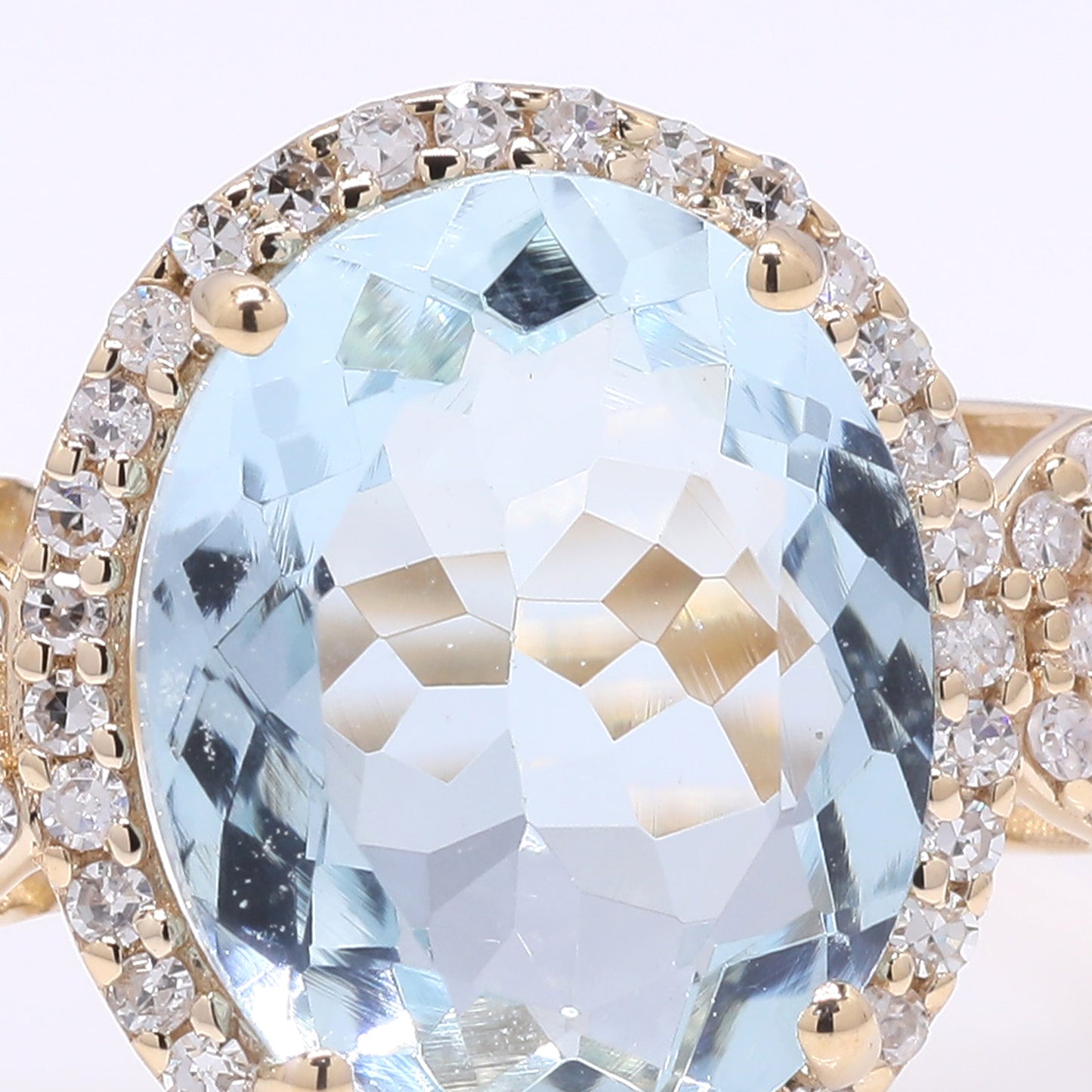 2.27 Ct Oval Mixed Cut Natural Aquamarine 14K Gold Ring