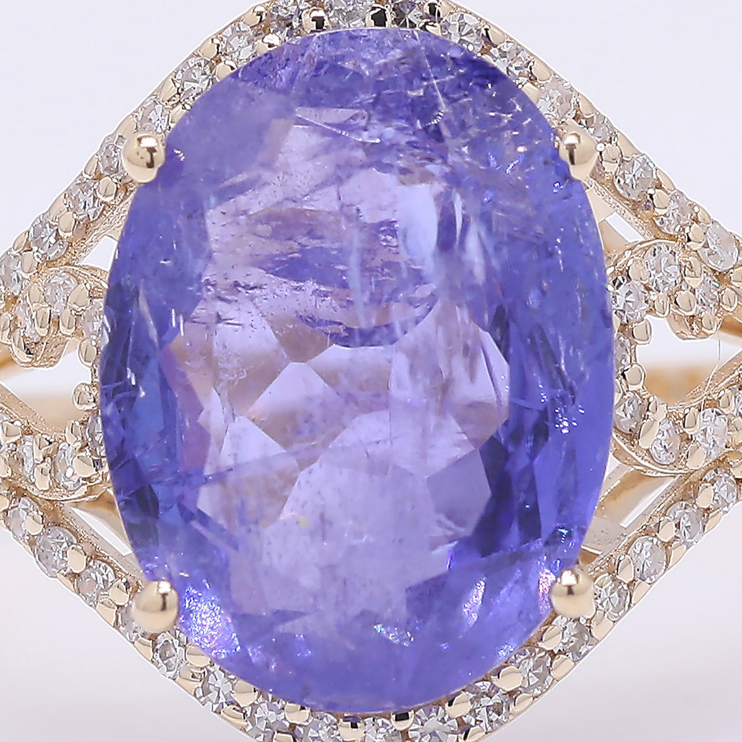 5.24 Ct Oval Mixed Cut Natural Tanzanite 14K Gold Ring