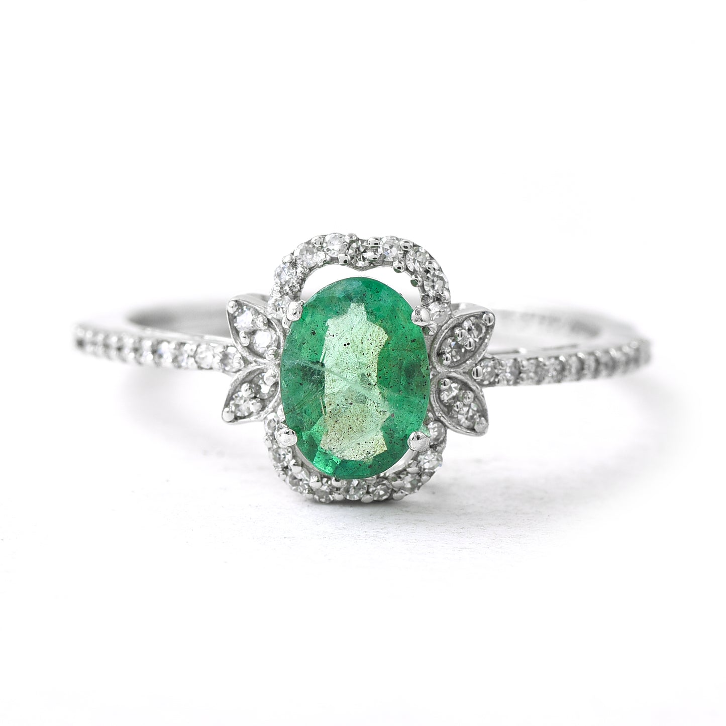 1.04 Ct Oval Emerald 950 Platinum Ring