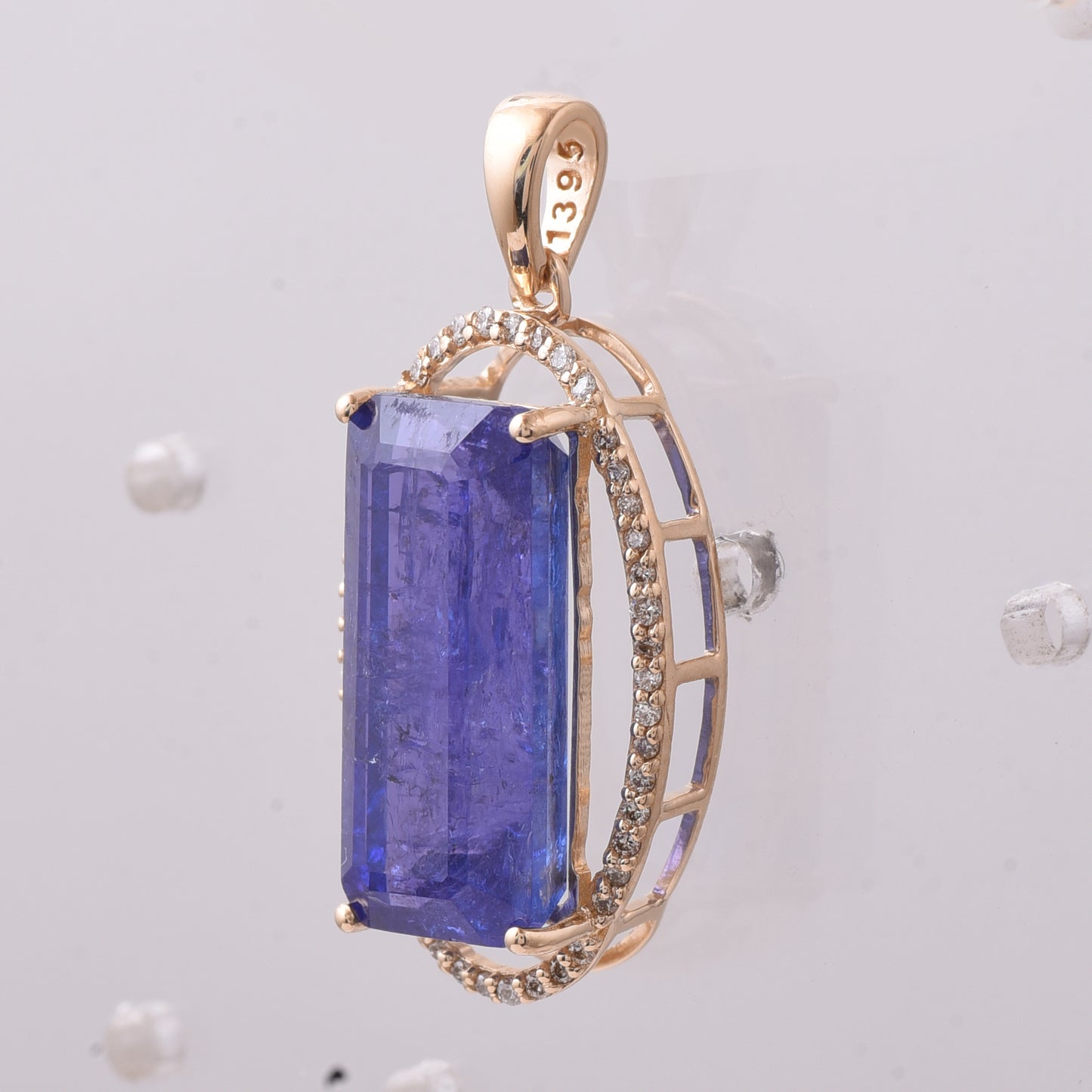 8.43 Ct Octagon Step Cut Natural Tanzanite 14K Gold Pendant
