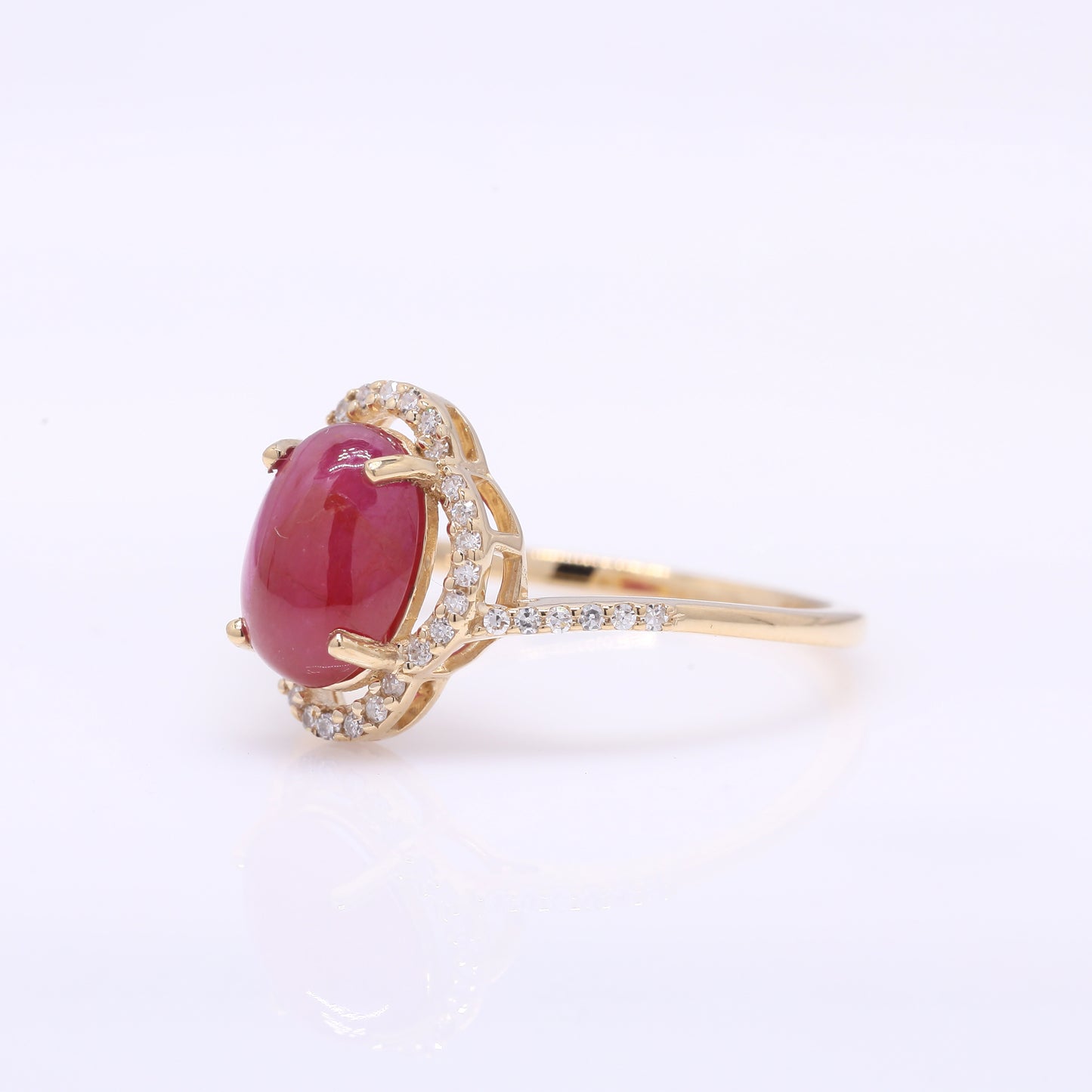 2.56 Ct Oval Cabochon Cut Natural Ruby 14K Gold Ring