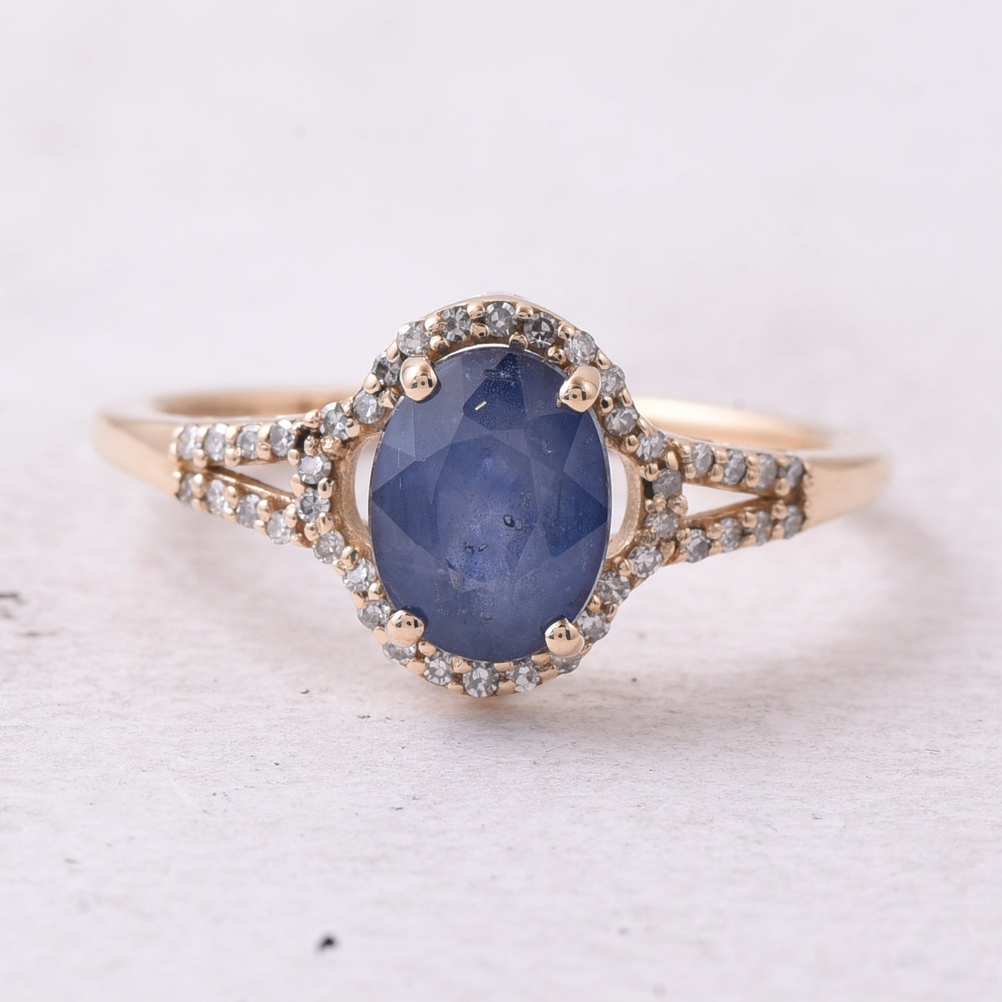 2.03 Ct Oval Mixed Cut Natural Sapphire 14K Gold Ring