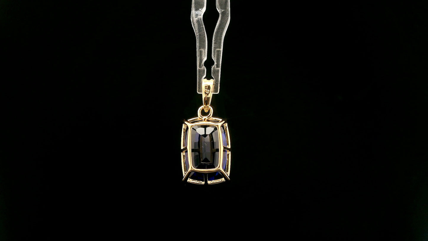 9.05 Ct Cushion Lab Grown Sapphire 14K Gold Pendant