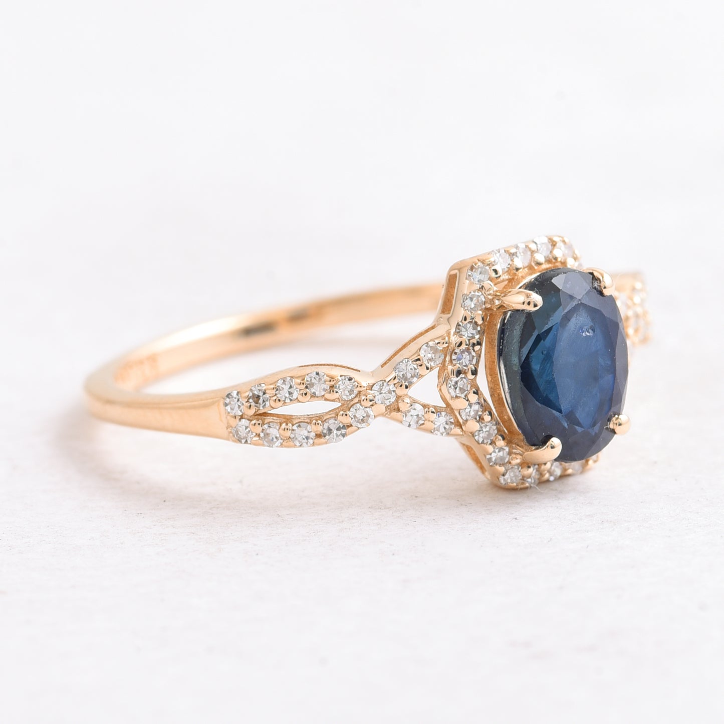 1.29 Ct Oval Mixed Cut Natural Sapphire 14K Gold Ring