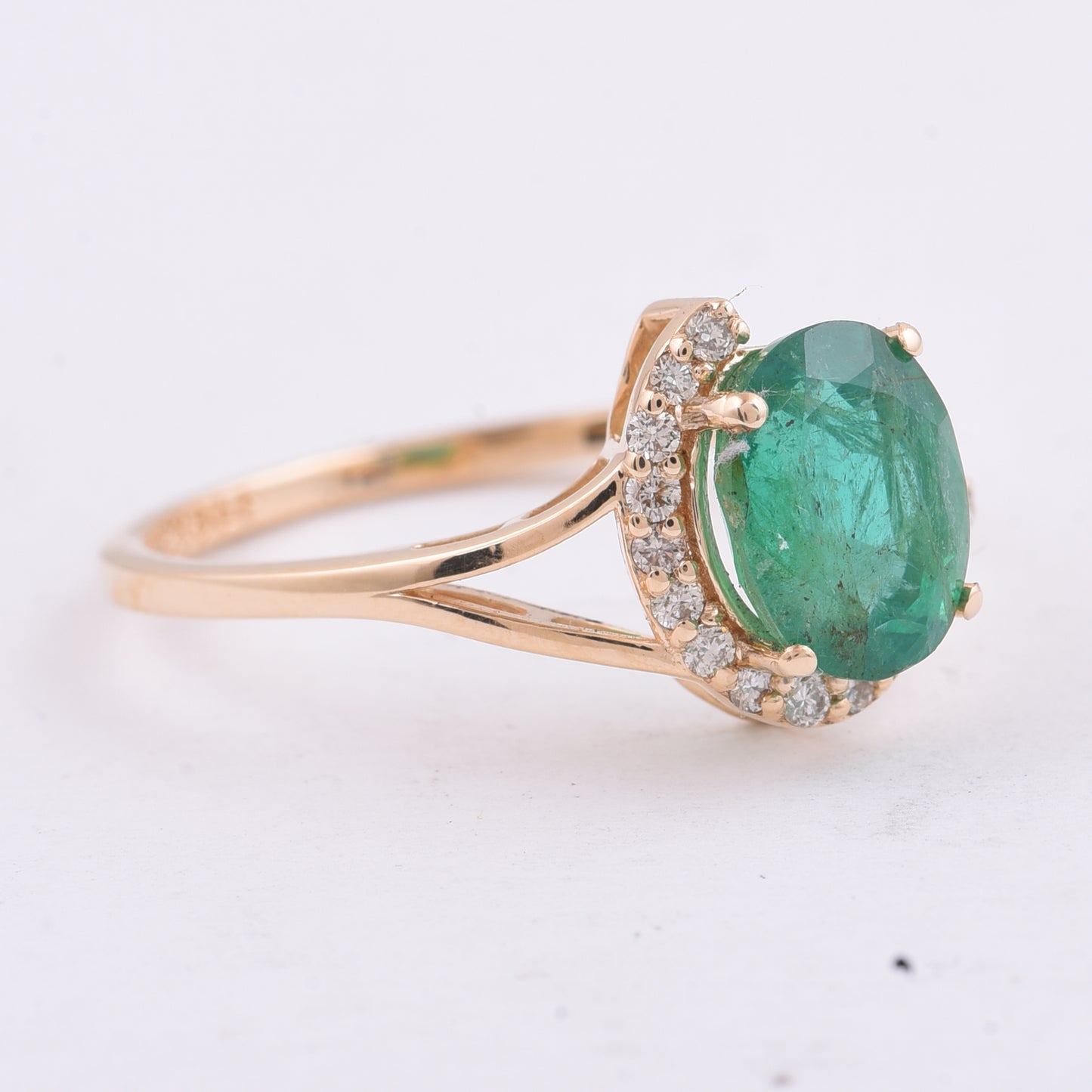 1.76 Ct Oval Natural Emerald 14K Gold Ring