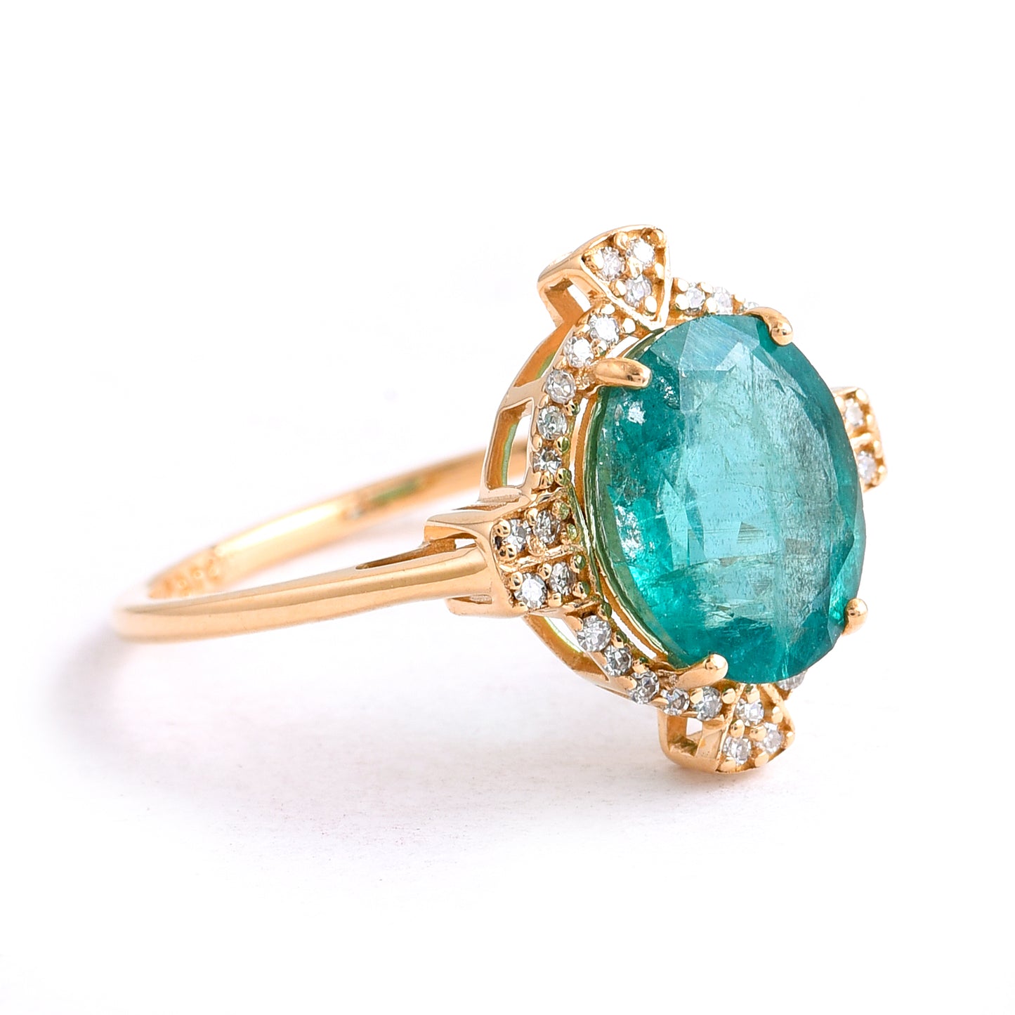 2.47 Ct Oval Mixed Cut Natural Emerald 14K Gold Ring