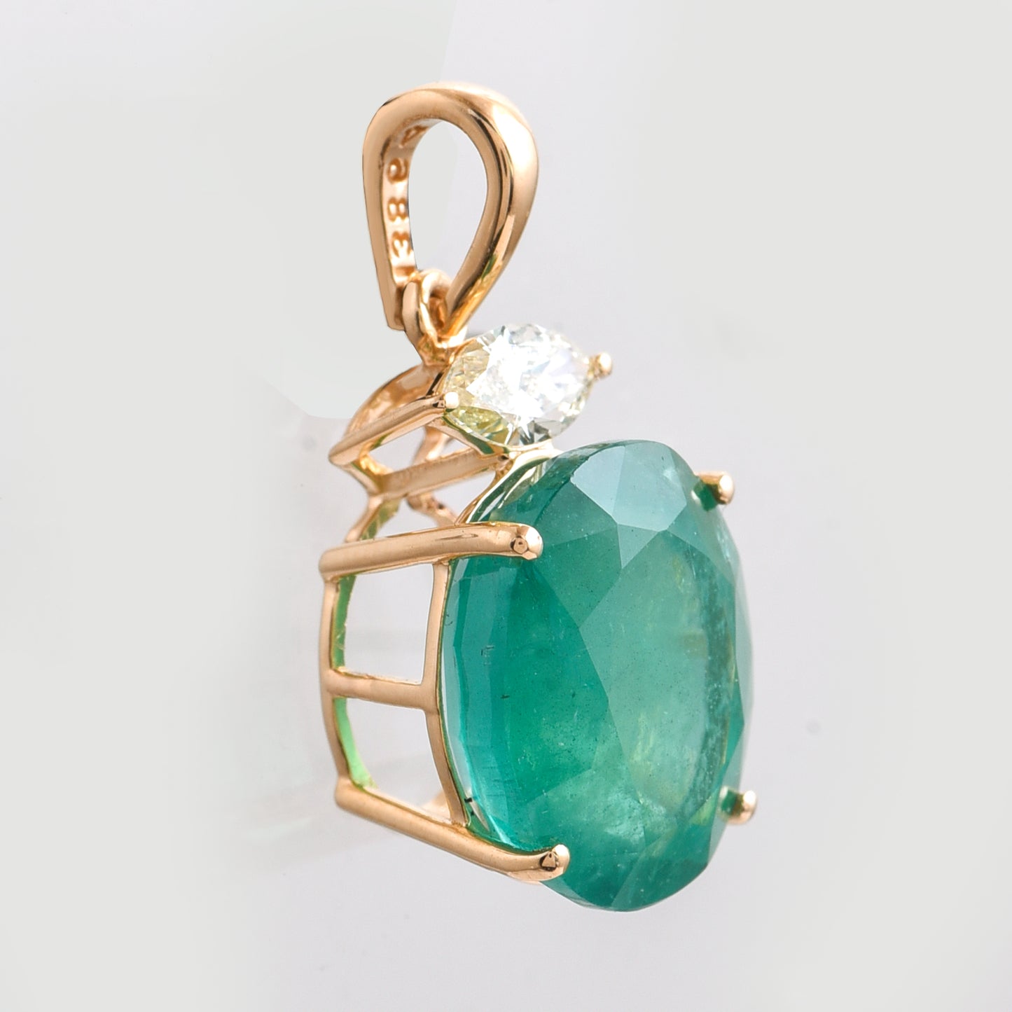 4.97 Ct Oval Mixed Cut Natural Emerald 14K Gold Pendant
