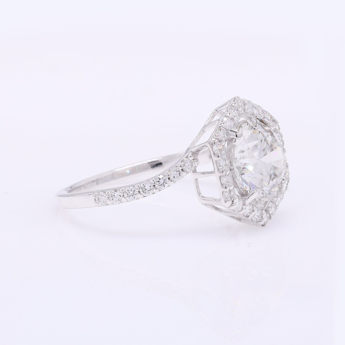 2.45 Carats Lab Grown Diamond 14K Gold Ring