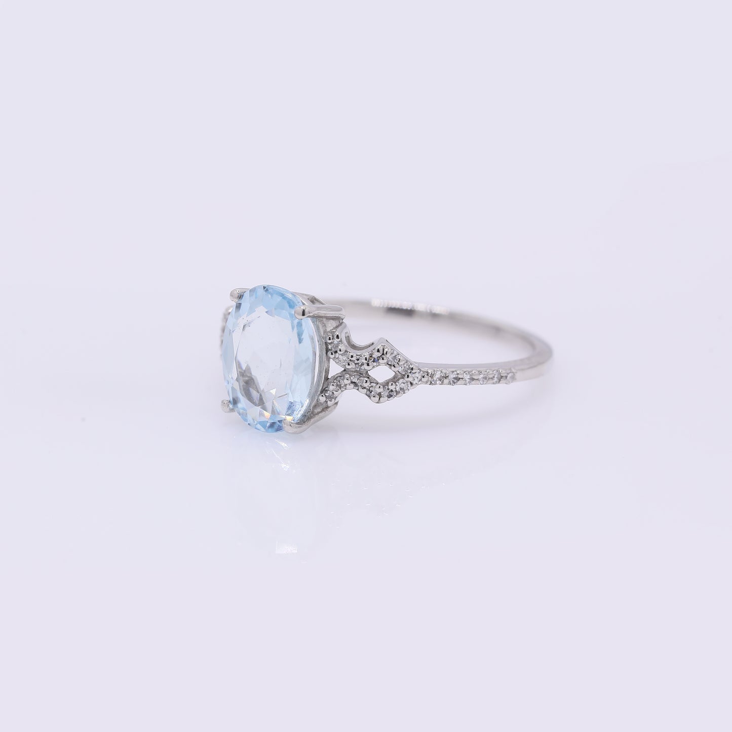 1.82 Ct Oval Mixed Cut Natural Aquamarine 950 Platinum Ring