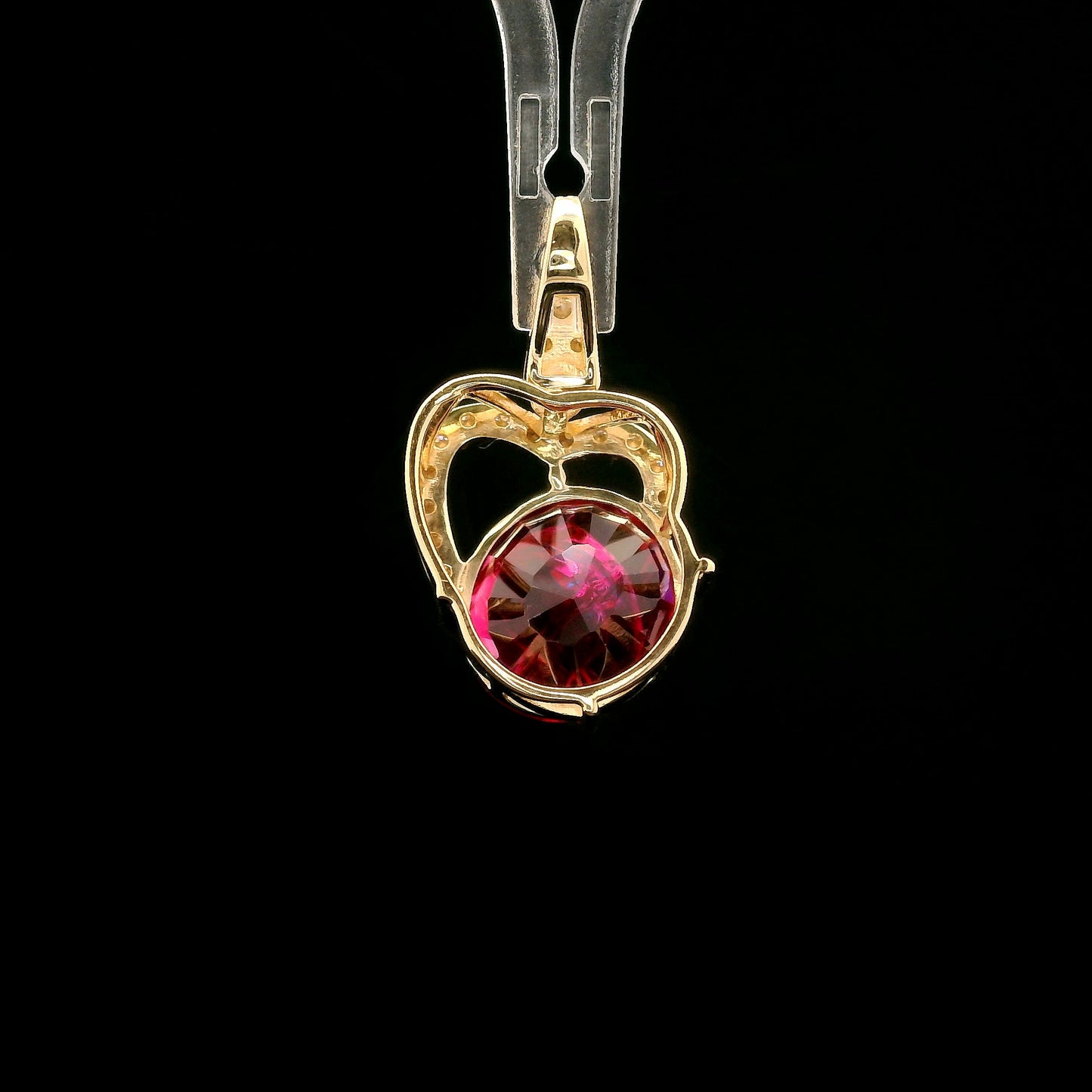4.52 Ct Oval Mixed Cut Lab Grown Ruby 14K Gold Pendant