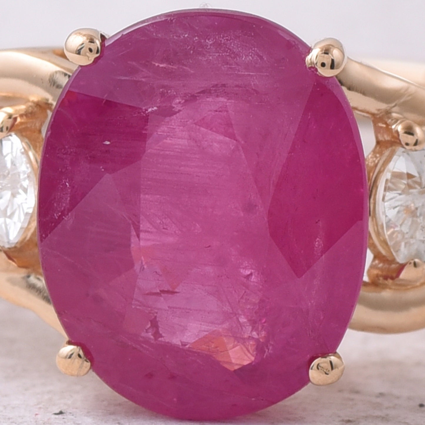 2.82 Ct Oval Natural Ruby 14K Gold Ring