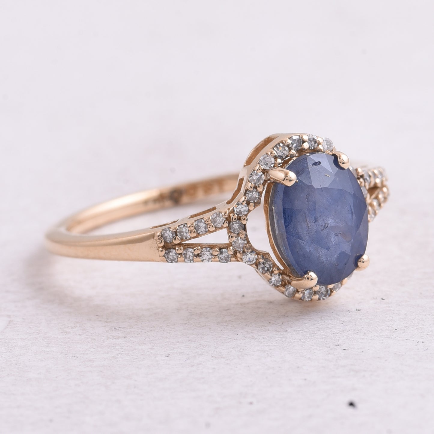 2.03 Ct Oval Mixed Cut Natural Sapphire 14K Gold Ring