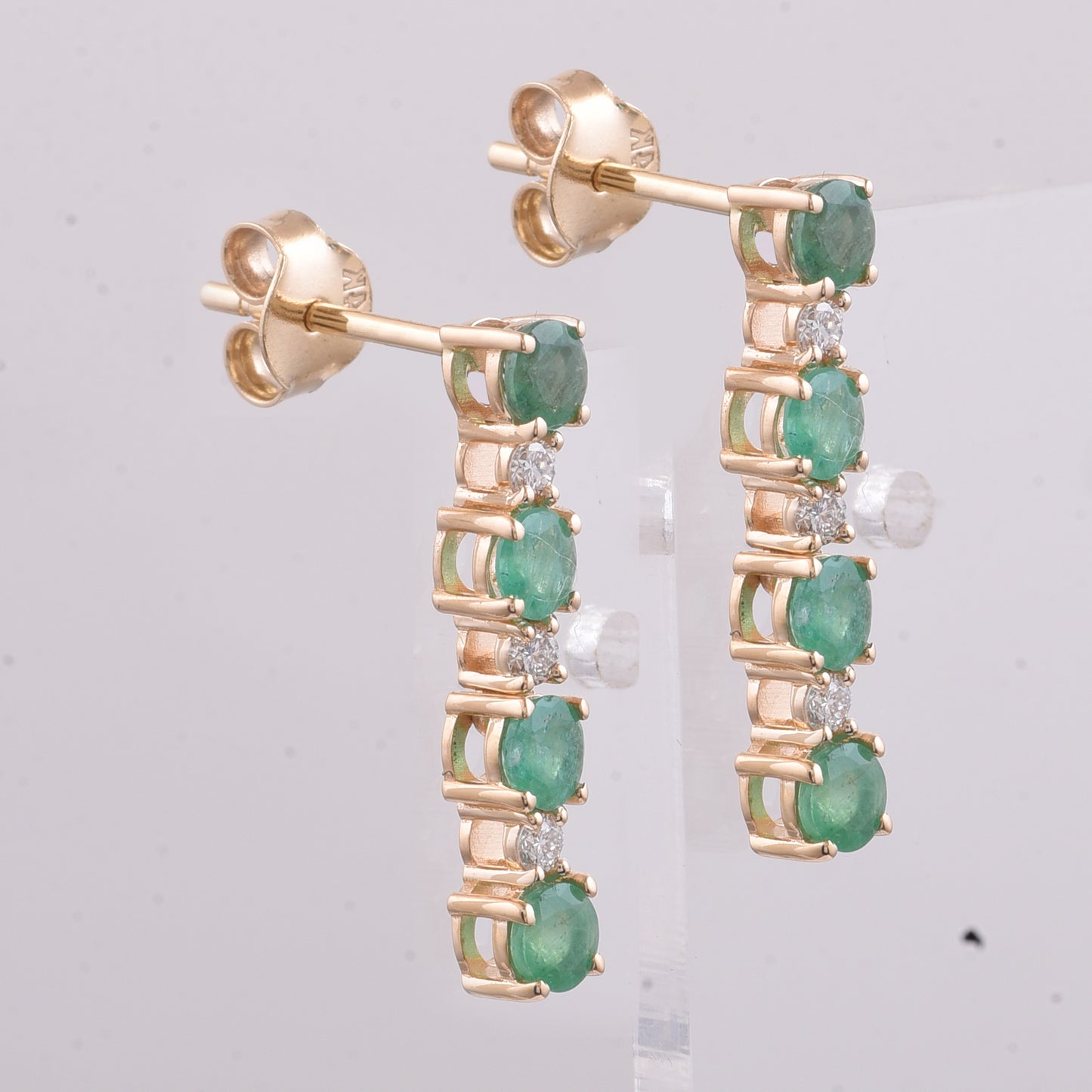 0.96 Ct Round Natural Emerald 14K Gold Earrings