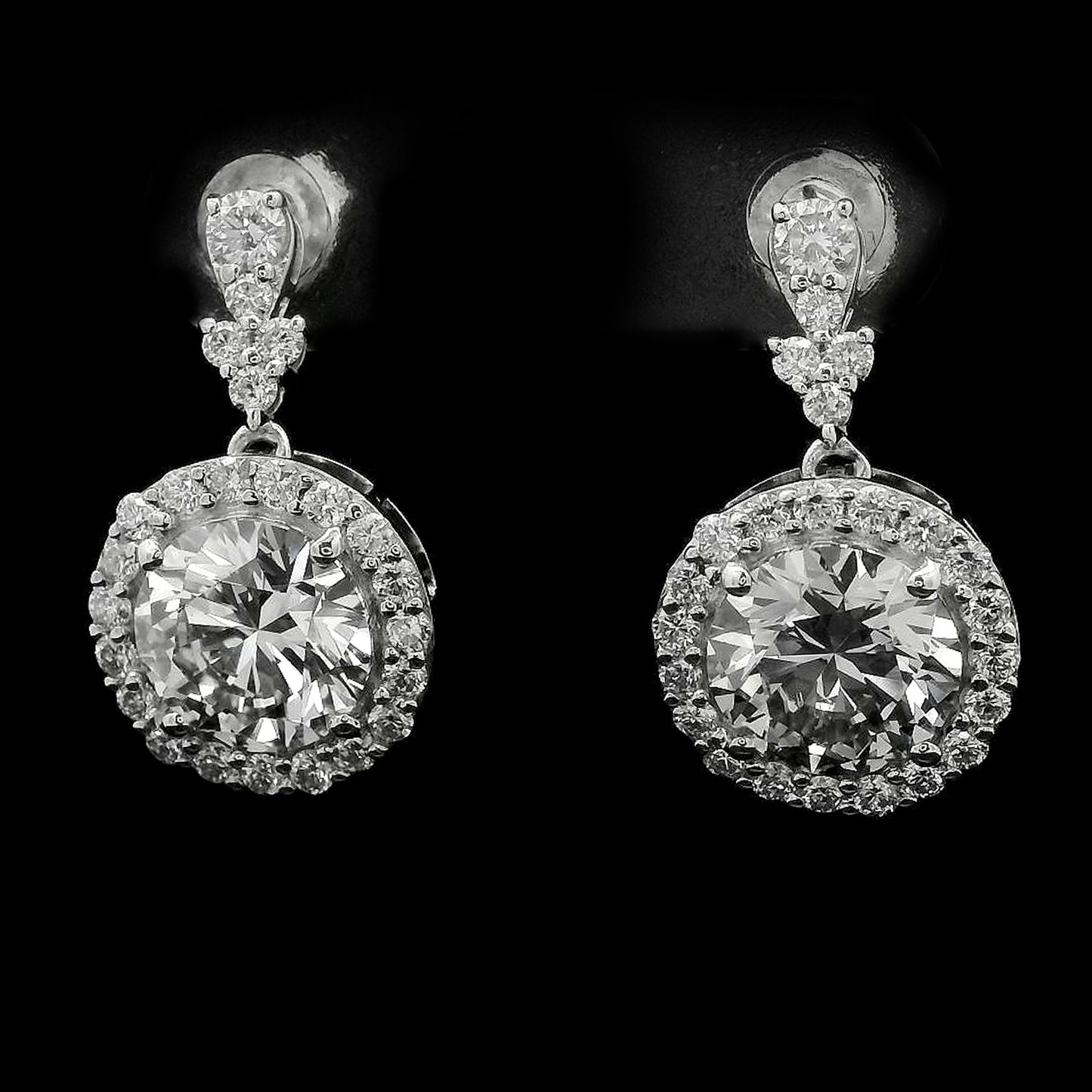 3.68 Carats Lab Grown Diamond 14K Gold Earrings