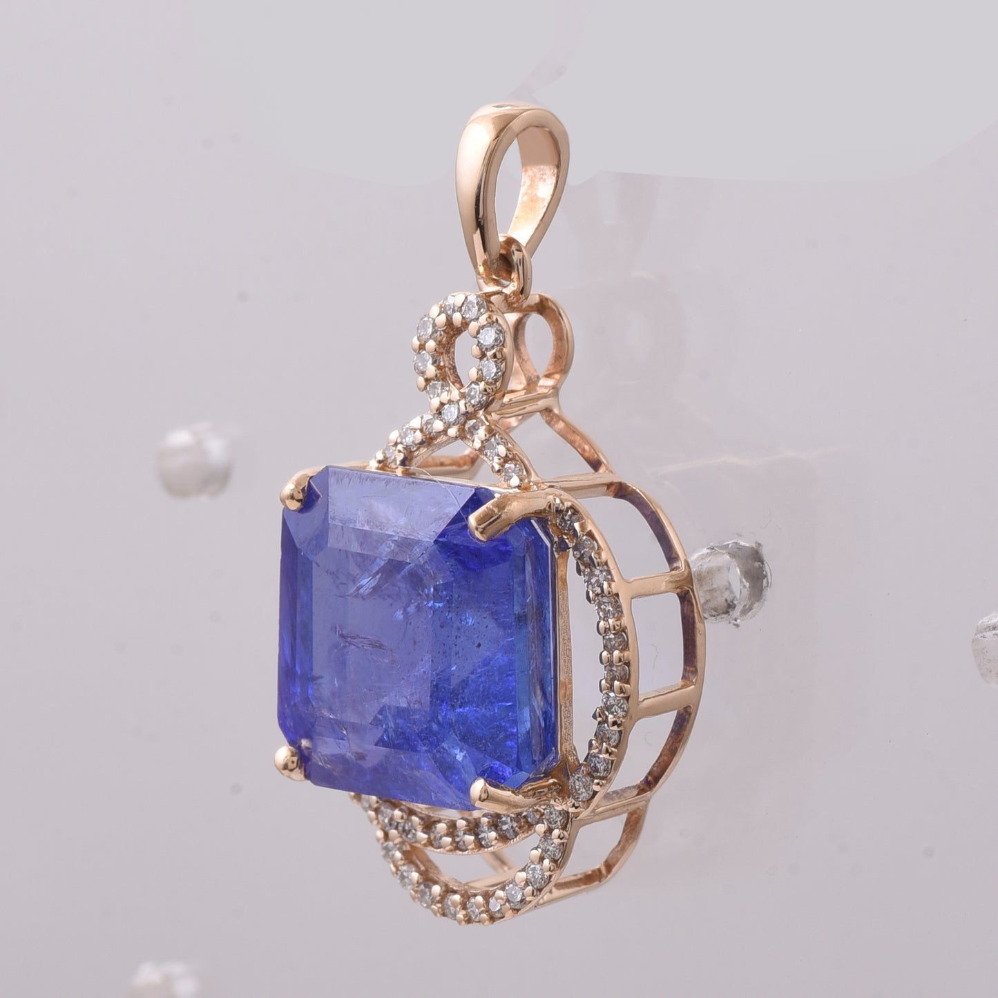 7.08 Ct Octagon Step Cut Natural Tanzanite 14K Gold Pendant