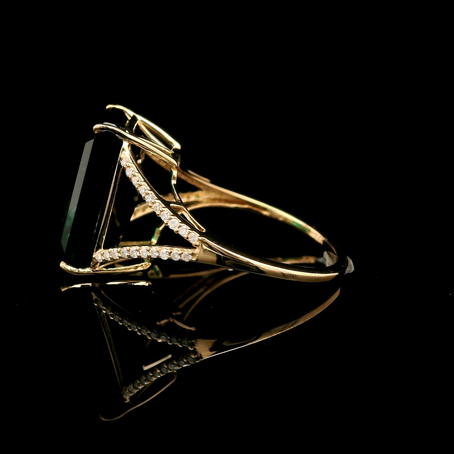 8.30 Ct Emerald Cut Lab Grown Emerald 14K Gold Ring