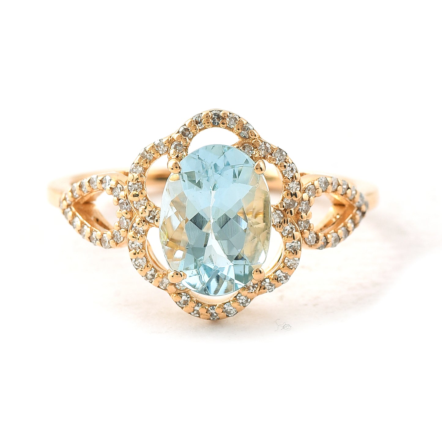 1.55 Ct Oval Mixed Cut Natural Aquamarine 14K Gold Ring