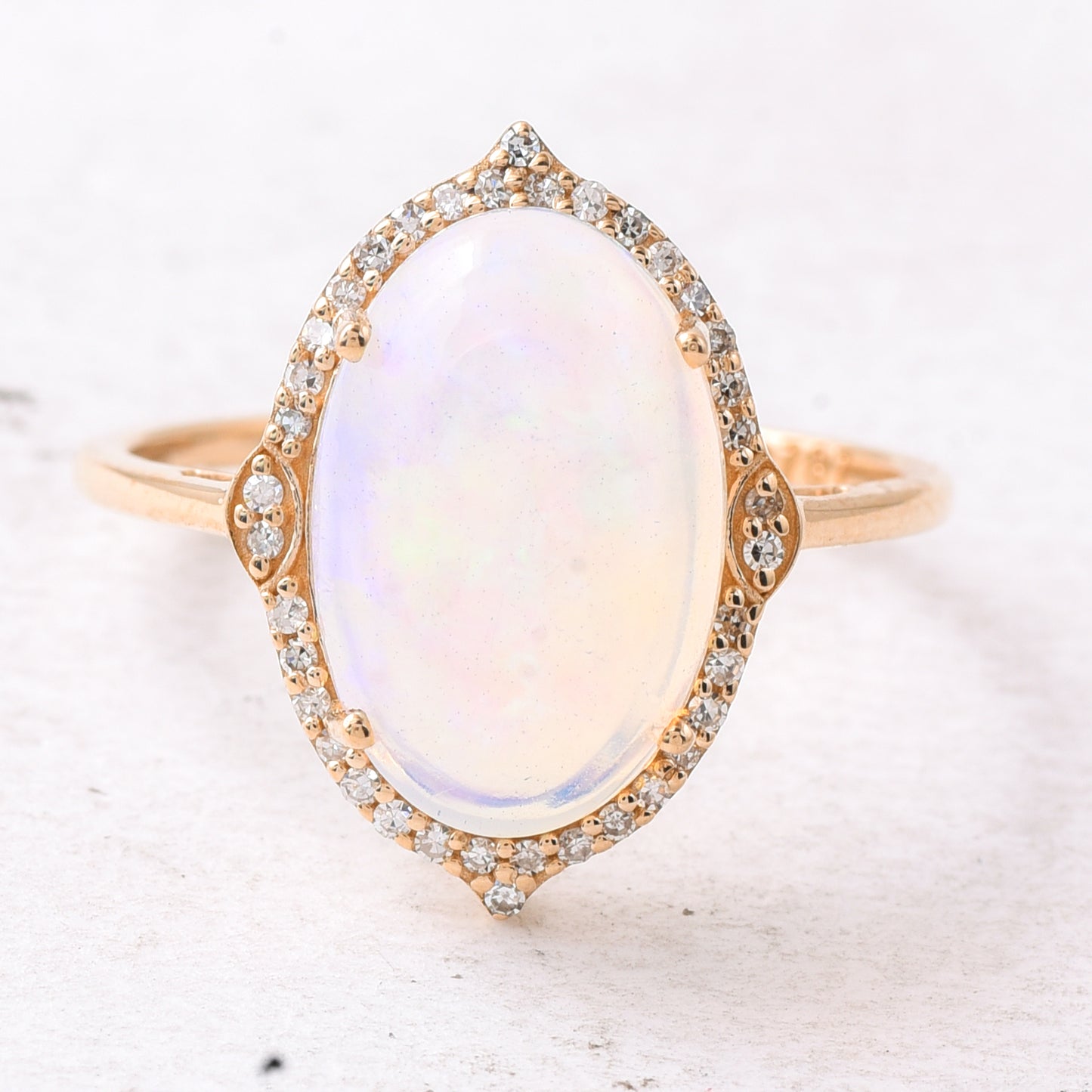 3.27 Ct Oval Cabochon Cut Natural Opal 14K Gold Ring