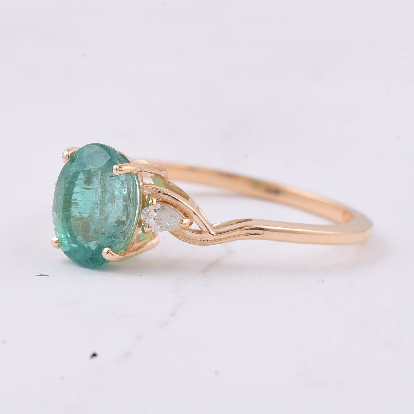 1.51 Ct Oval Natural Emerald 14K Gold Ring