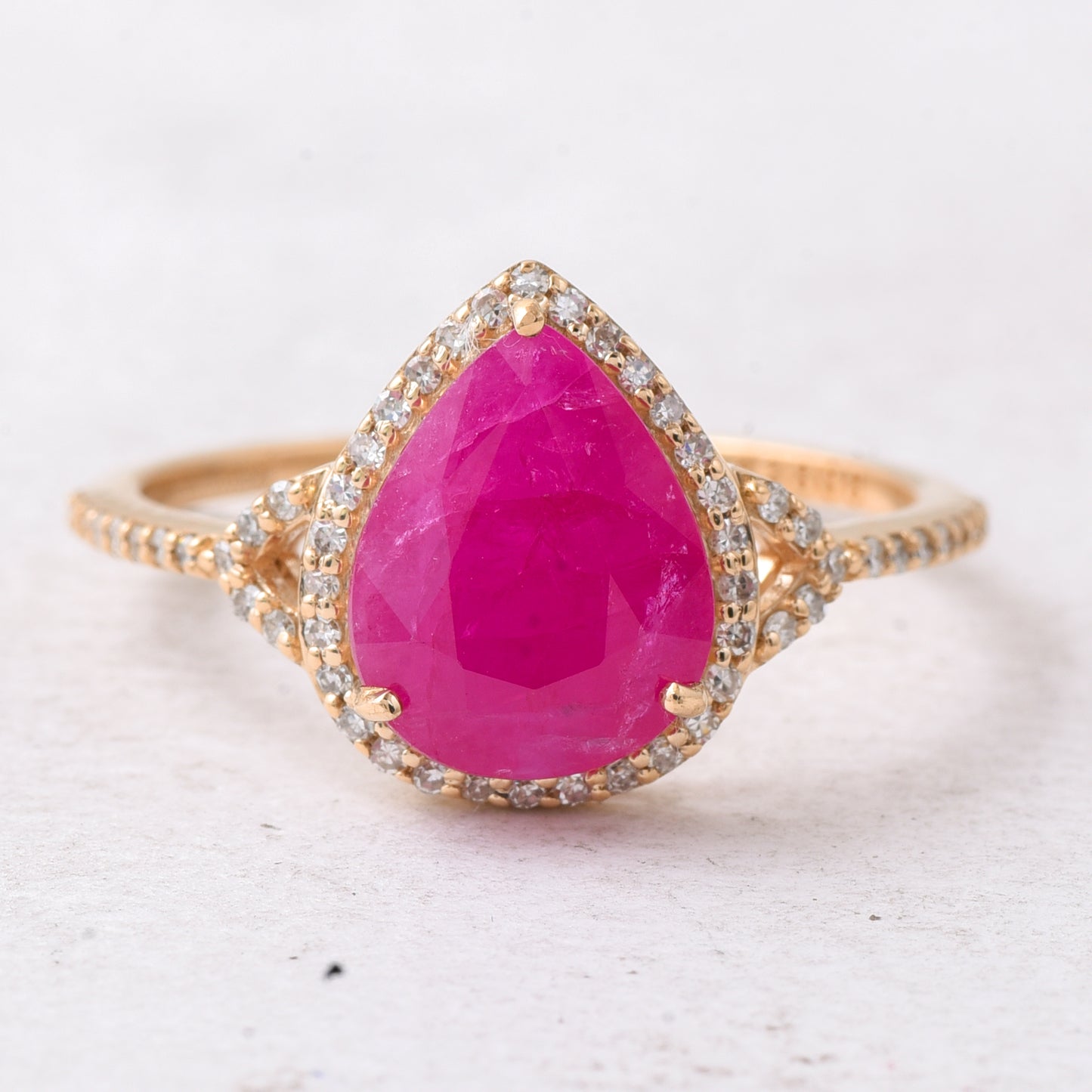 2.63 Ct Pear Mixed Cut Natural Ruby 14K Gold Ring