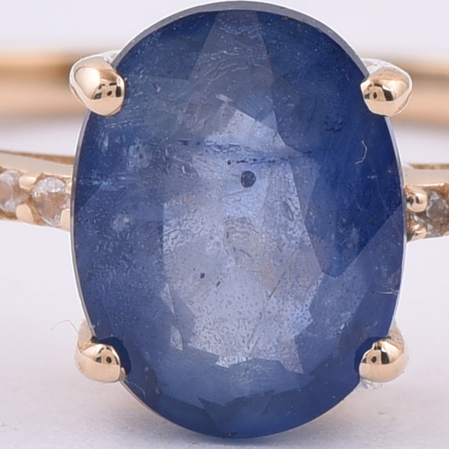 1.86 Ct Oval Natural Sapphire 14K Gold Ring
