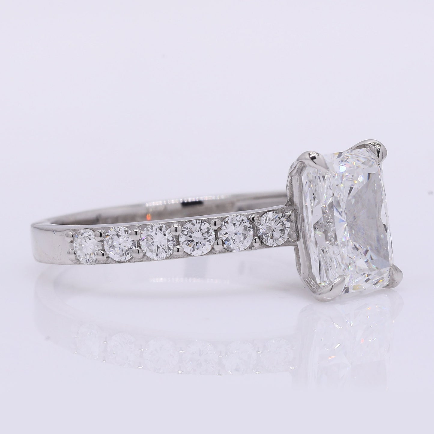 2.31 Carats Lab Grown Diamond 950 Platinum Ring