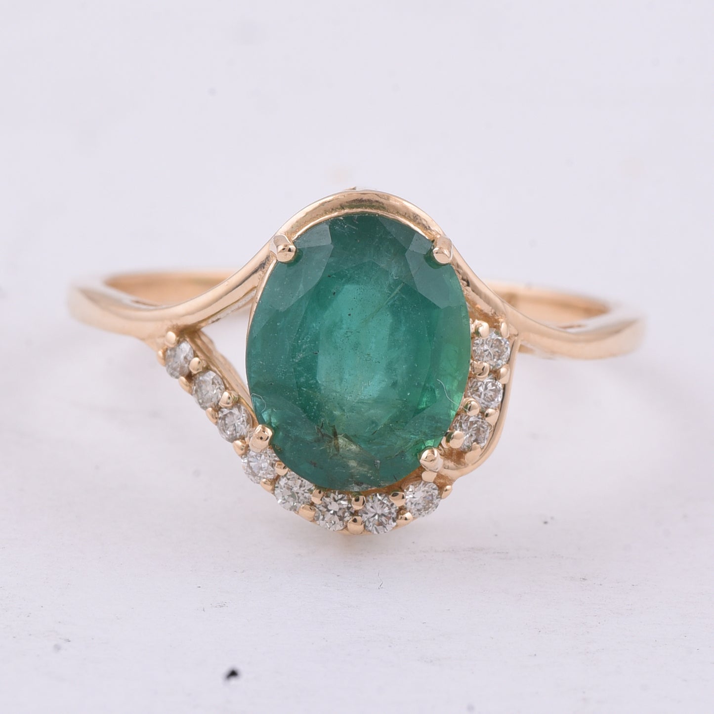 2.16 Ct Oval Natural Emerald 14K Gold Ring