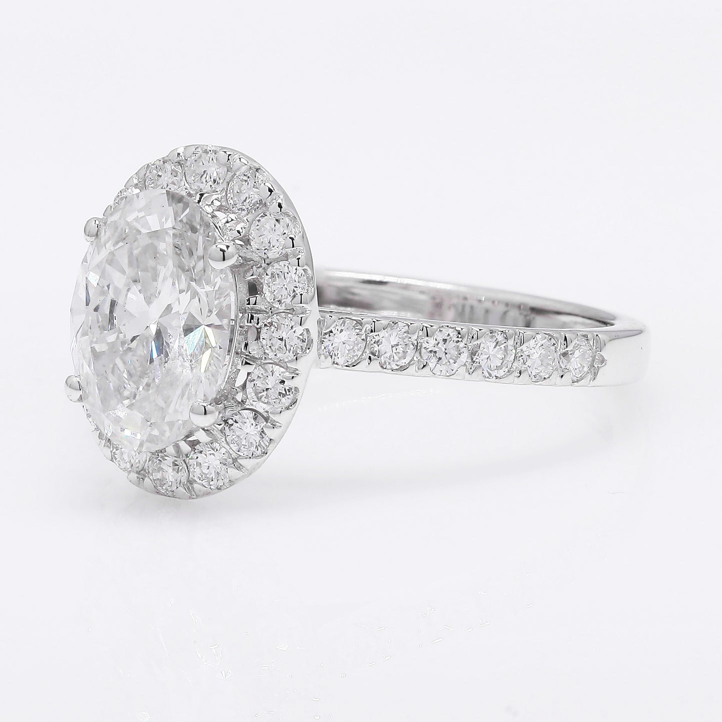 2.14 Ct Oval Brilliant Lab Grown Diamond 14K Gold Ring