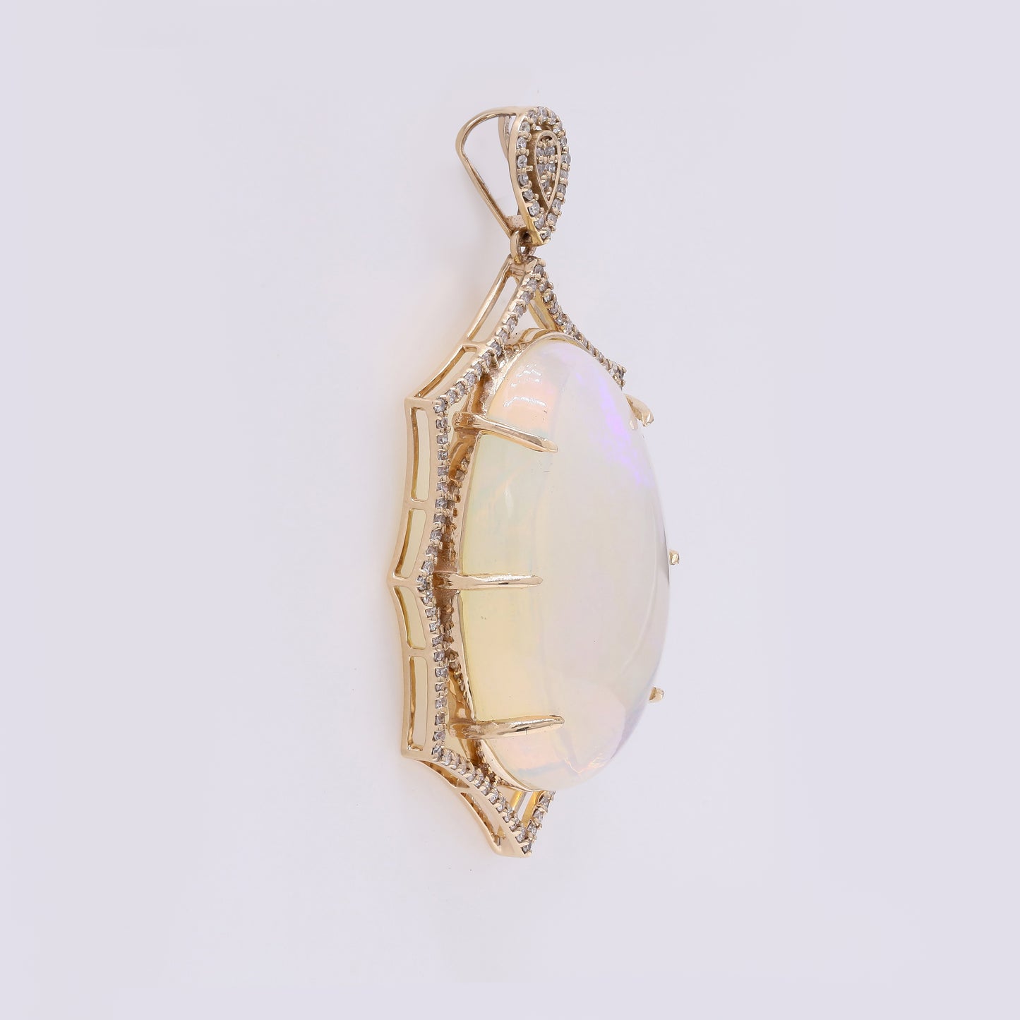 17.42 Ct Oval Cabochon Natural Opal 14K Gold Pendant