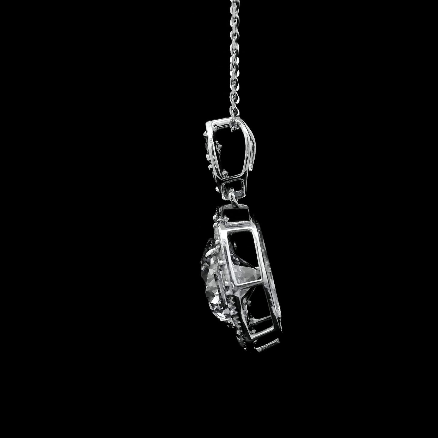 3.86 Carats Lab Grown Diamond 14K Gold Pendant