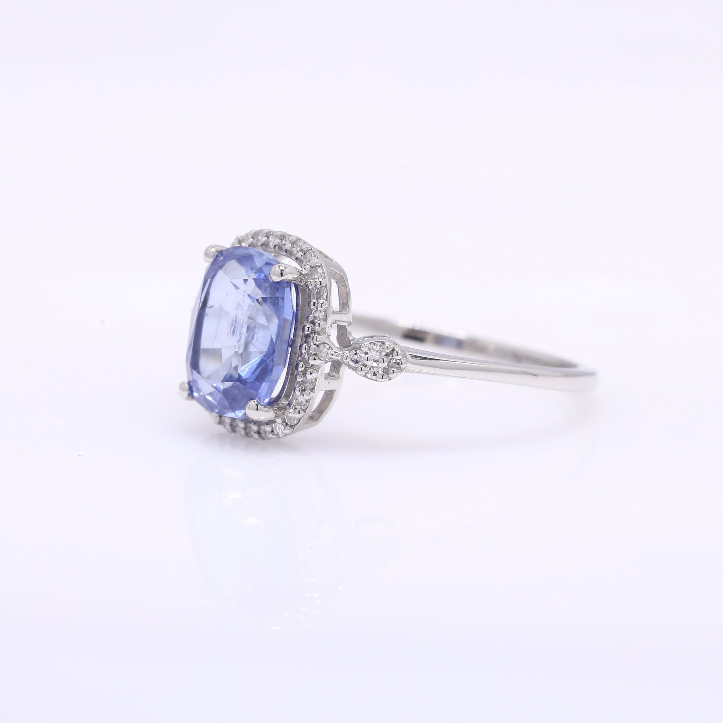 2.75 Ct Cushion Mixed Cut Natural Sapphire 950 Platinum Ring