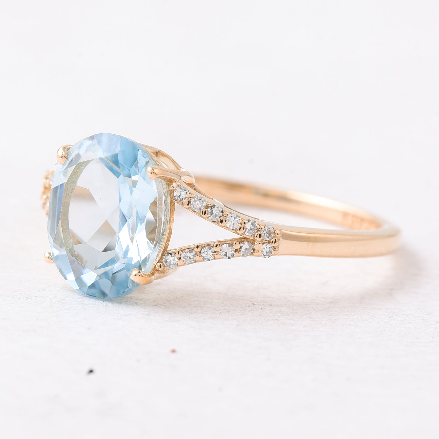 2.28 Ct Oval Mixed Cut Natural Topaz 14K Gold Ring