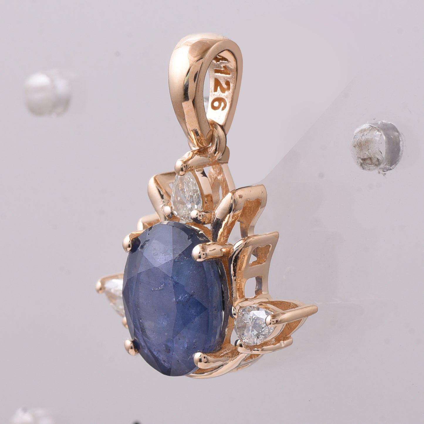 1.98 Ct Oval Sapphire 14K Gold Pendant