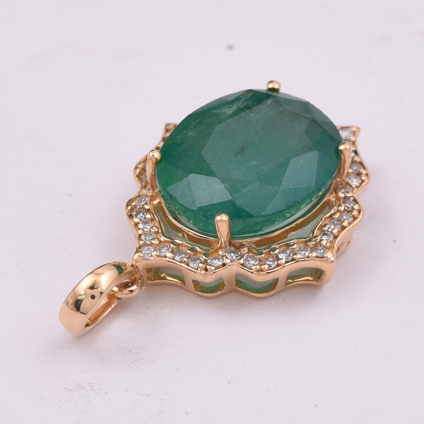 3.76 Ct Oval Mixed Cut Natural Emerald 14K Gold Pendant