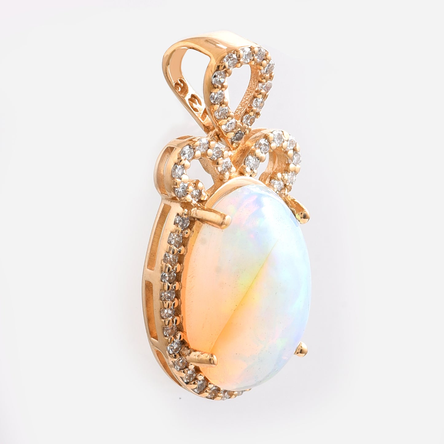 1.93 Ct Oval Cabochon Cut Natural Opal 14K Gold Pendant