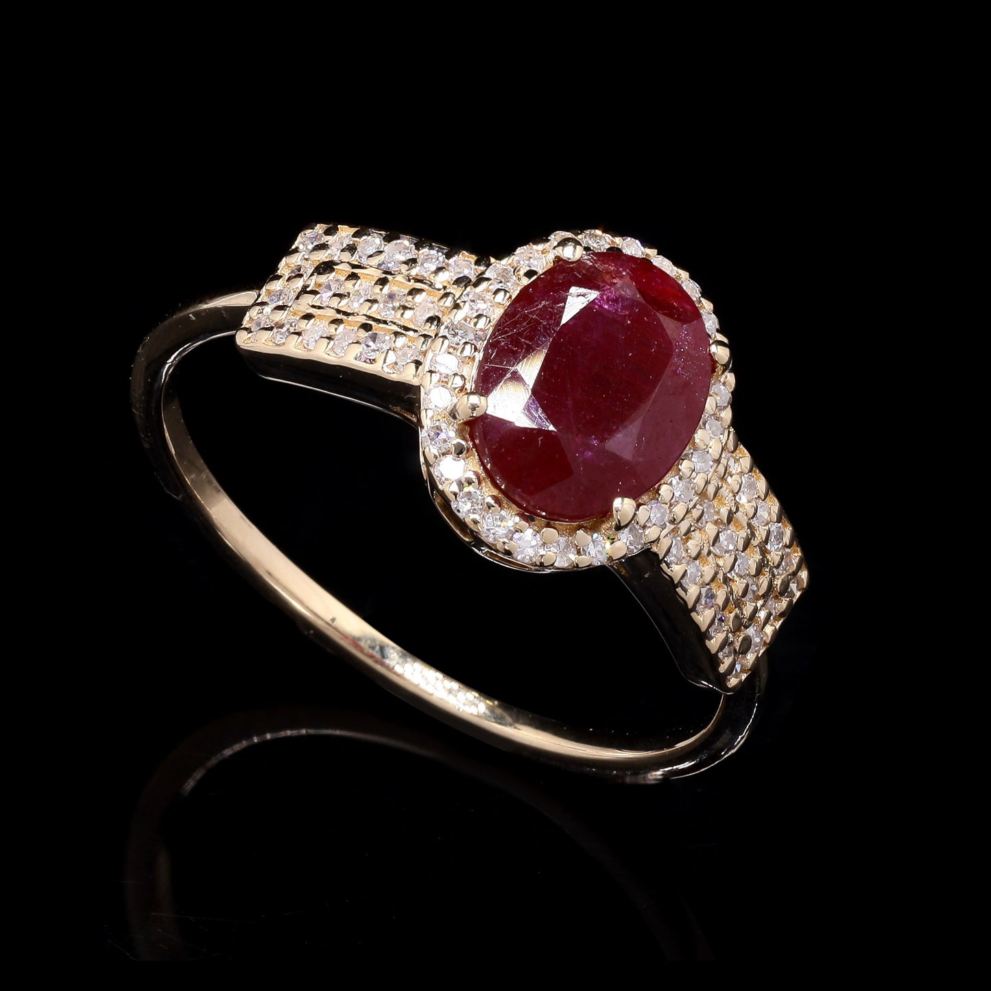 1.73 Ct Oval Mixed Cut Natural Ruby 14K Gold Ring