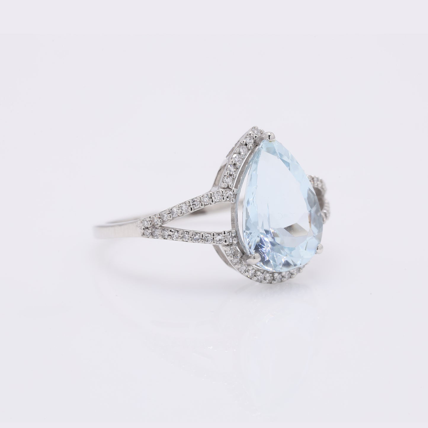 3.25 Ct Pear Mixed Cut Natural Aquamarine 950 Platinum Ring